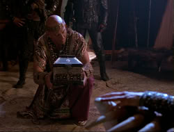 extant_HTLJ_4x14-ArmageddonNowPart2_01853