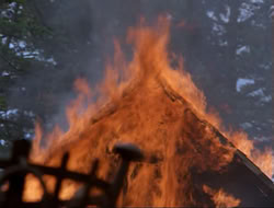 extant_HTLJ_4x14-ArmageddonNowPart2_02702