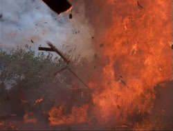 extant_HTLJ_4x14-ArmageddonNowPart2_03971