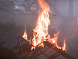 extant_HTLJ_4x14-ArmageddonNowPart2_03975
