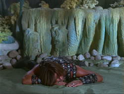 extant_HTLJ_4x14-ArmageddonNowPart2_04084
