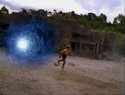 extant_HTLJ_4x14-ArmageddonNowPart2_04169