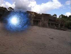 extant_HTLJ_4x14-ArmageddonNowPart2_04301