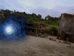 extant_HTLJ_4x14-ArmageddonNowPart2_04315