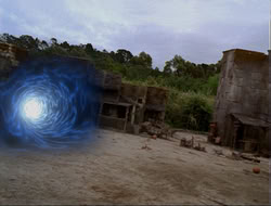 extant_HTLJ_4x14-ArmageddonNowPart2_04317