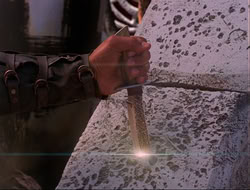 extant_HTLJ_4x14-ArmageddonNowPart2_04411