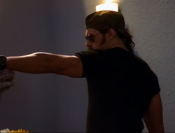 extant_HTLJ_4x15-YesVirginiaThereIsAHercules_00531