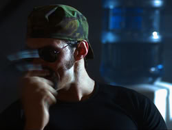 extant_HTLJ_4x15-YesVirginiaThereIsAHercules_00957