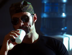 extant_HTLJ_4x15-YesVirginiaThereIsAHercules_01054