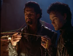 extant_HTLJ_4x15-YesVirginiaThereIsAHercules_01187
