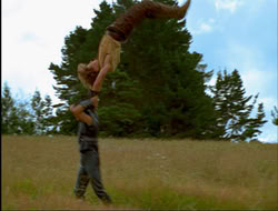 extant_HTLJ_4x15-YesVirginiaThereIsAHercules_01227