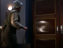 extant_HTLJ_4x15-YesVirginiaThereIsAHercules_01459