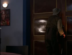 extant_HTLJ_4x15-YesVirginiaThereIsAHercules_01465