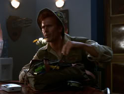 extant_HTLJ_4x15-YesVirginiaThereIsAHercules_01572
