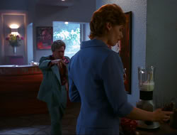 extant_HTLJ_4x15-YesVirginiaThereIsAHercules_01593