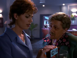 extant_HTLJ_4x15-YesVirginiaThereIsAHercules_01610