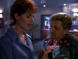 extant_HTLJ_4x15-YesVirginiaThereIsAHercules_01612