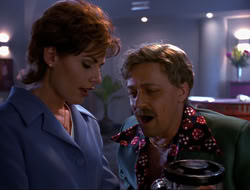 extant_HTLJ_4x15-YesVirginiaThereIsAHercules_01635