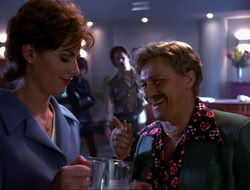 extant_HTLJ_4x15-YesVirginiaThereIsAHercules_01653