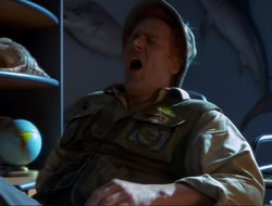 extant_HTLJ_4x15-YesVirginiaThereIsAHercules_01781