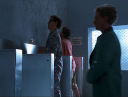 extant_HTLJ_4x15-YesVirginiaThereIsAHercules_01807