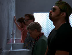 extant_HTLJ_4x15-YesVirginiaThereIsAHercules_01858