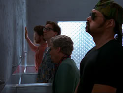 extant_HTLJ_4x15-YesVirginiaThereIsAHercules_01883