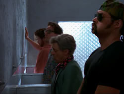 extant_HTLJ_4x15-YesVirginiaThereIsAHercules_01887
