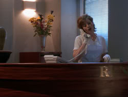 extant_HTLJ_4x15-YesVirginiaThereIsAHercules_01927