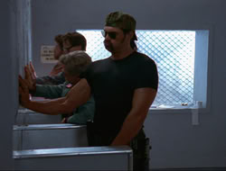 extant_HTLJ_4x15-YesVirginiaThereIsAHercules_01940