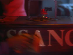 extant_HTLJ_4x15-YesVirginiaThereIsAHercules_02028