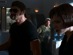 extant_HTLJ_4x15-YesVirginiaThereIsAHercules_02068