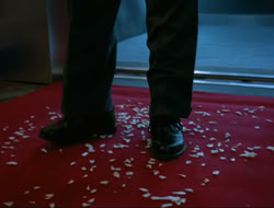 extant_HTLJ_4x15-YesVirginiaThereIsAHercules_02091