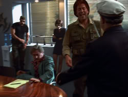 extant_HTLJ_4x15-YesVirginiaThereIsAHercules_02137