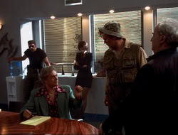 extant_HTLJ_4x15-YesVirginiaThereIsAHercules_02153