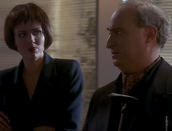 extant_HTLJ_4x15-YesVirginiaThereIsAHercules_02228