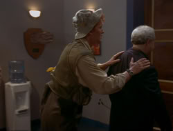 extant_HTLJ_4x15-YesVirginiaThereIsAHercules_02256