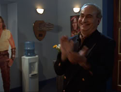 extant_HTLJ_4x15-YesVirginiaThereIsAHercules_02454