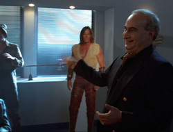 extant_HTLJ_4x15-YesVirginiaThereIsAHercules_02458