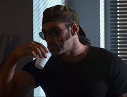 extant_HTLJ_4x15-YesVirginiaThereIsAHercules_02481