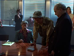 extant_HTLJ_4x15-YesVirginiaThereIsAHercules_02489