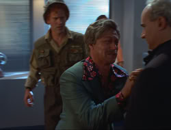 extant_HTLJ_4x15-YesVirginiaThereIsAHercules_02562