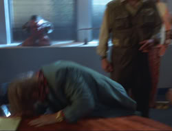 extant_HTLJ_4x15-YesVirginiaThereIsAHercules_02573