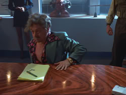 extant_HTLJ_4x15-YesVirginiaThereIsAHercules_02574