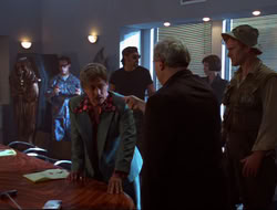 extant_HTLJ_4x15-YesVirginiaThereIsAHercules_02649