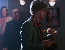 extant_HTLJ_4x15-YesVirginiaThereIsAHercules_02687