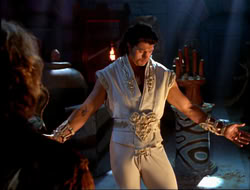 extant_HTLJ_4x15-YesVirginiaThereIsAHercules_02746