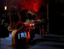 extant_HTLJ_4x15-YesVirginiaThereIsAHercules_02759