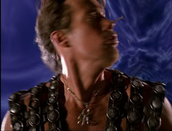 extant_HTLJ_4x15-YesVirginiaThereIsAHercules_02828