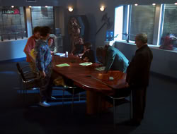 extant_HTLJ_4x15-YesVirginiaThereIsAHercules_02896